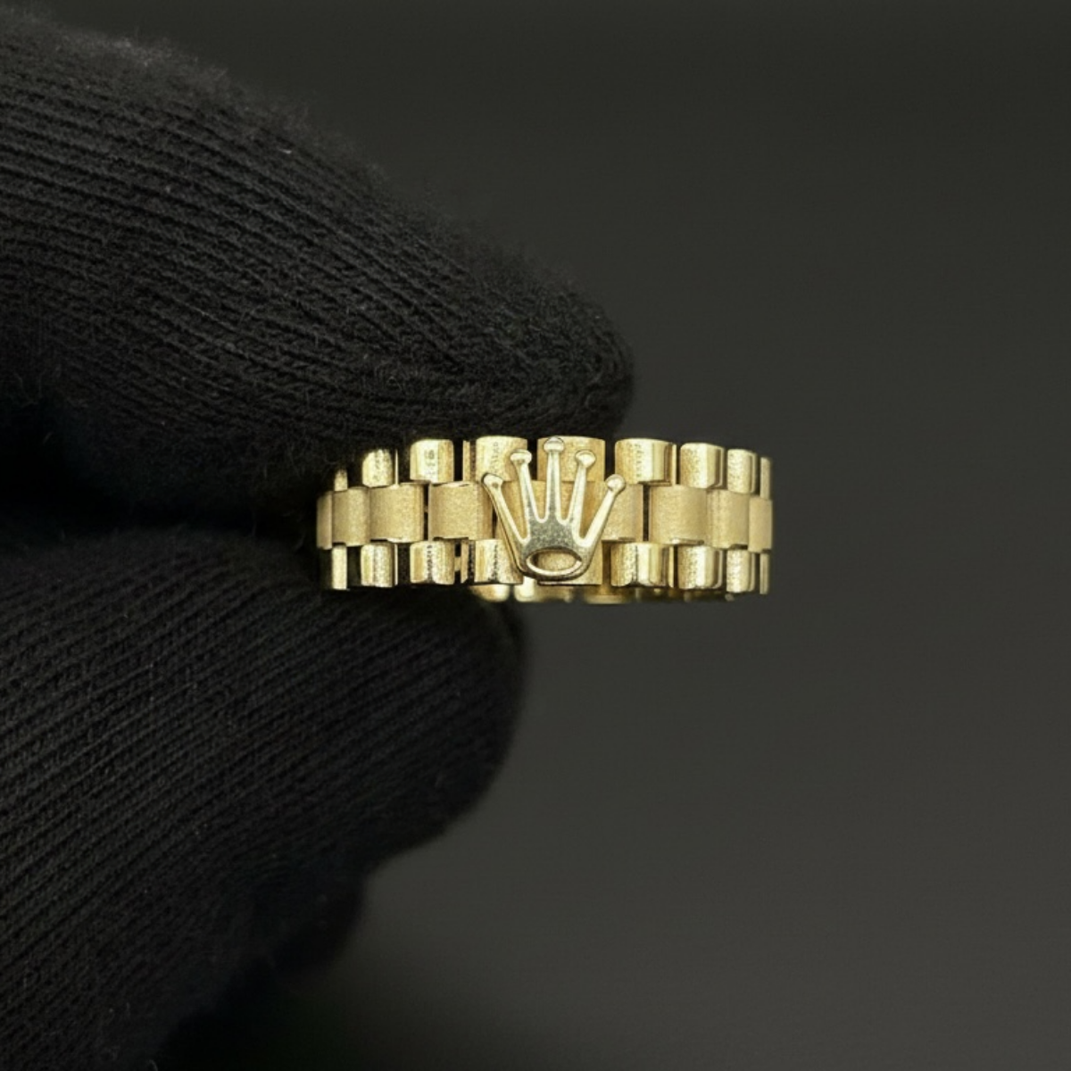 Anillo RLX Presidente Rígido con Corona en Oro de 10K - Imagen 2