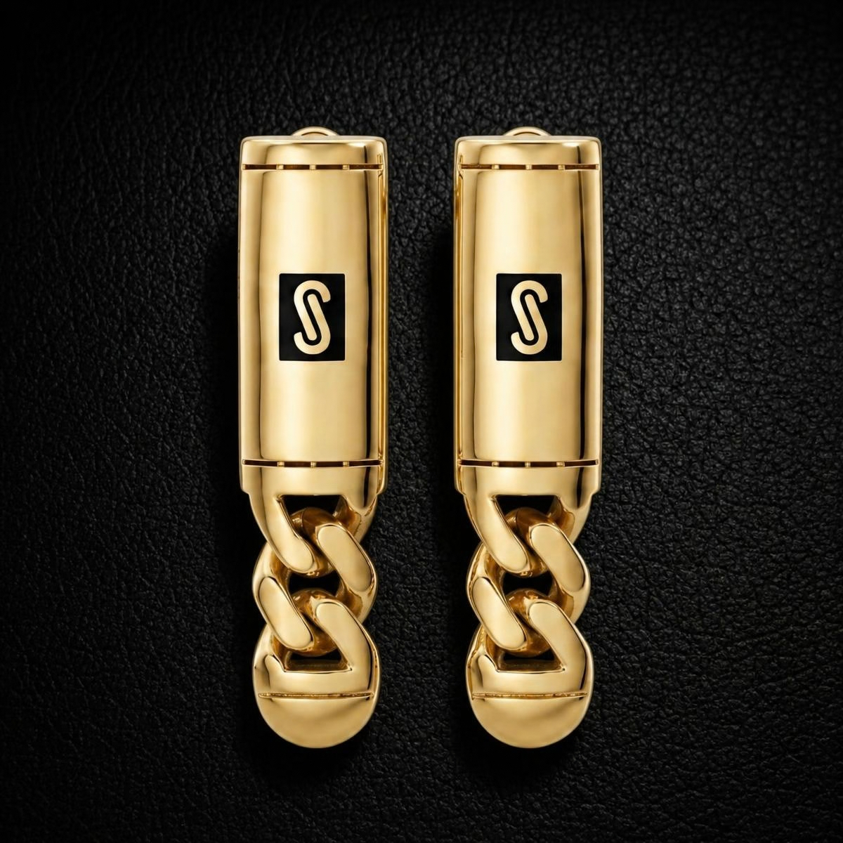 Aretes Monaco Chain Classic Lisos en Oro de 10K